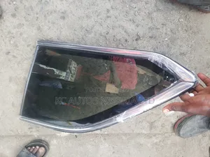 Last Vent Glass Toyota Highlander 2015-2019 Right Side