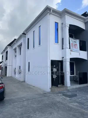 Luxury 2bedroom Flat at Kolapo Ishola Gra Akobo Ibadan