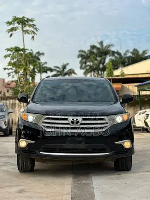 Toyota Highlander Limited 3.5l 4WD 2013 Black