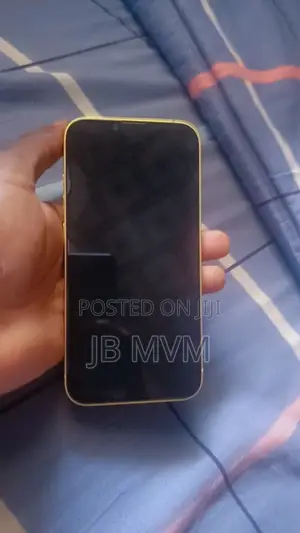 Apple iPhone 14 128 GB Yellow