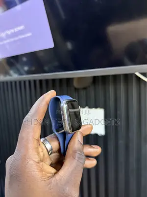 Used Apple Watch Series 5 GPS Only (40mm)