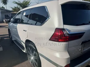 Lexus LX 2019 White