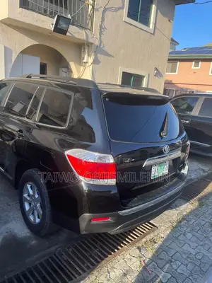 Toyota Highlander Limited 2012 Black