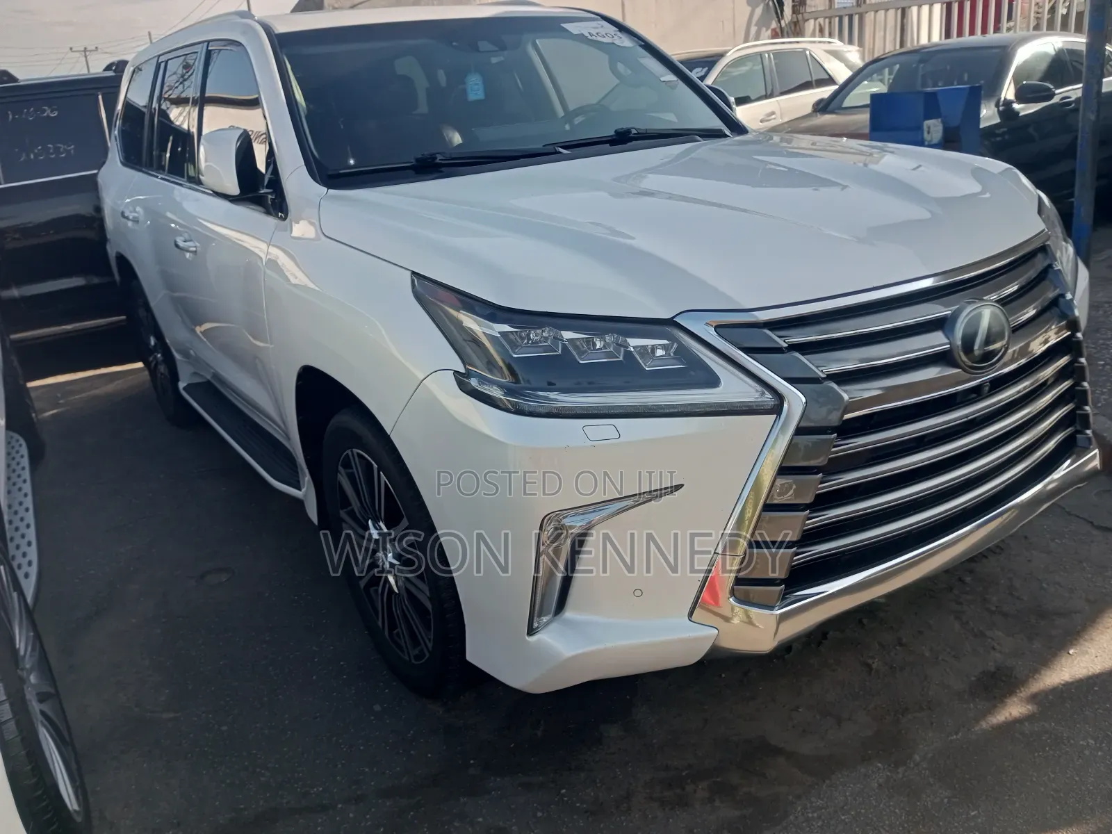 Lexus LX 2019 White