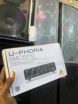 Behringer U-Phoria UMC202HD