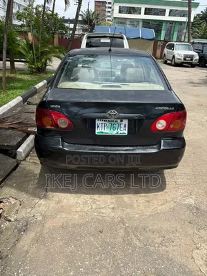 Toyota Corolla 2004 Black