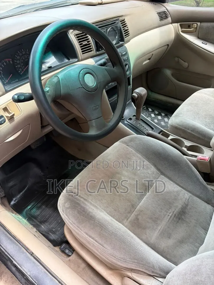 Toyota Corolla 2004 Black
