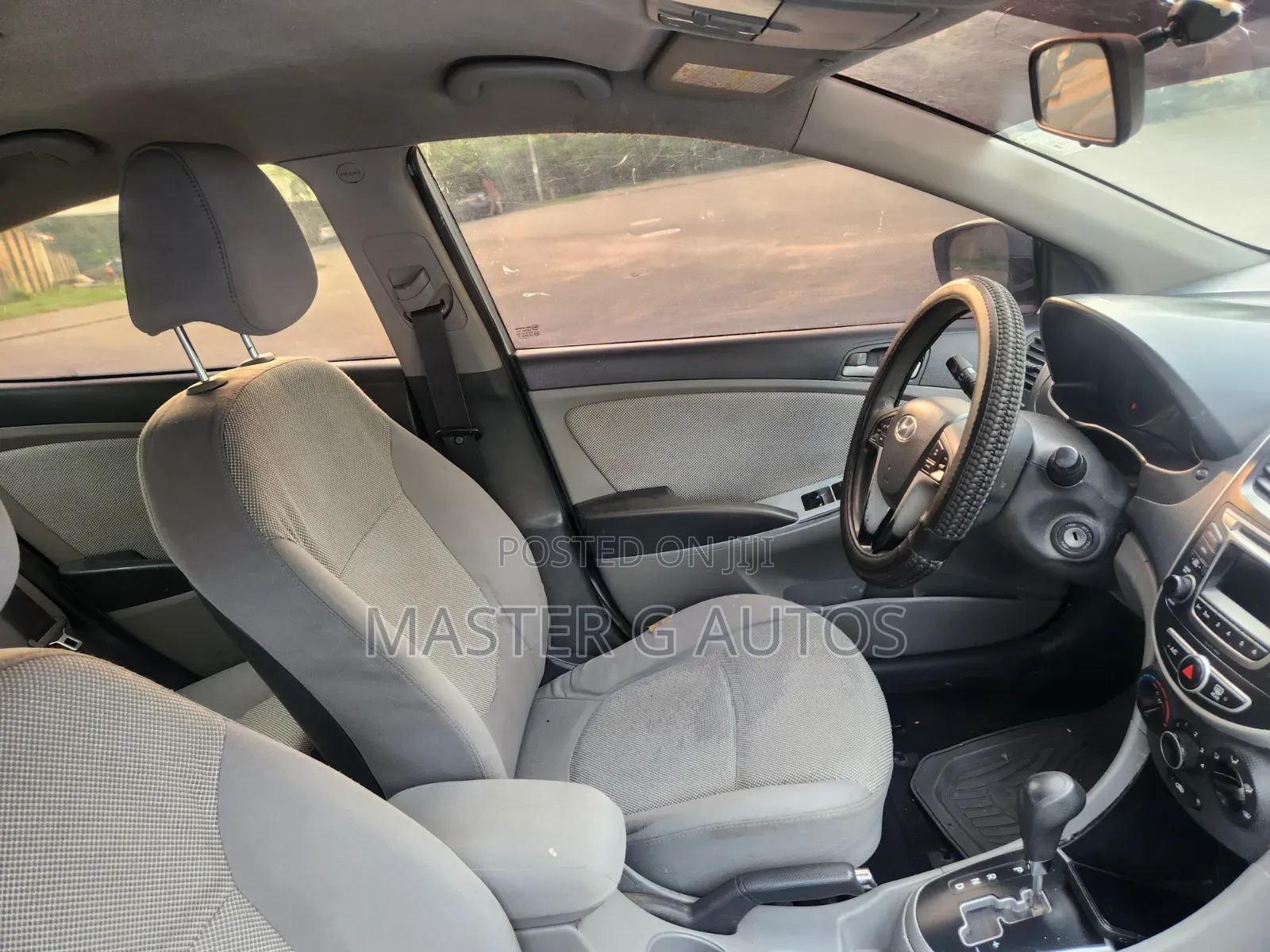 Hyundai Accent 2012 Silver