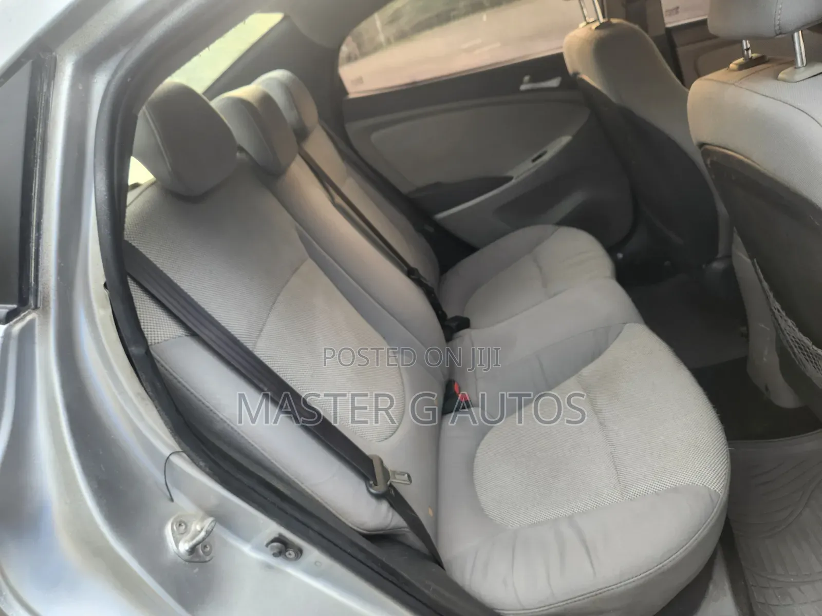 Hyundai Accent 2012 Silver