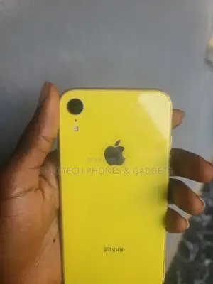 Apple iPhone XR 64 GB Yellow