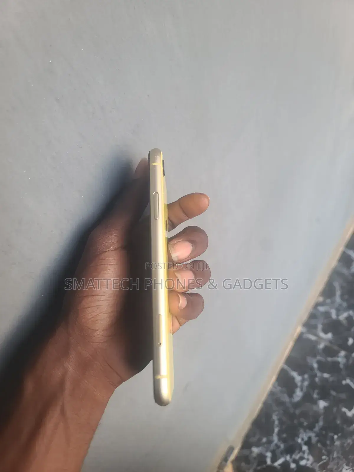 Apple iPhone XR 64 GB Yellow