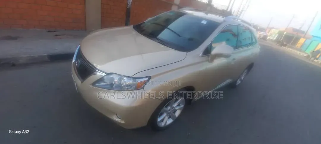 Lexus RX 350 2010 Gold