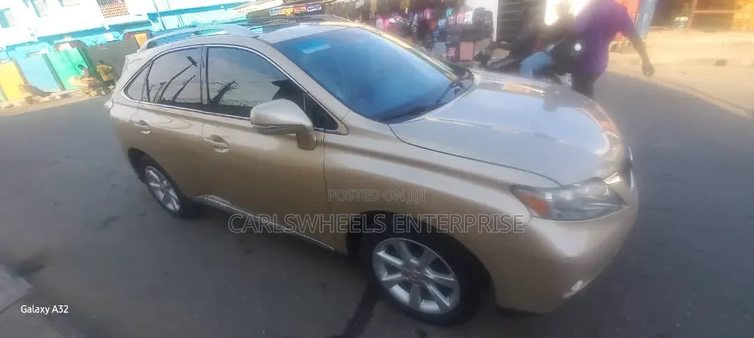 Lexus RX 350 2010 Gold