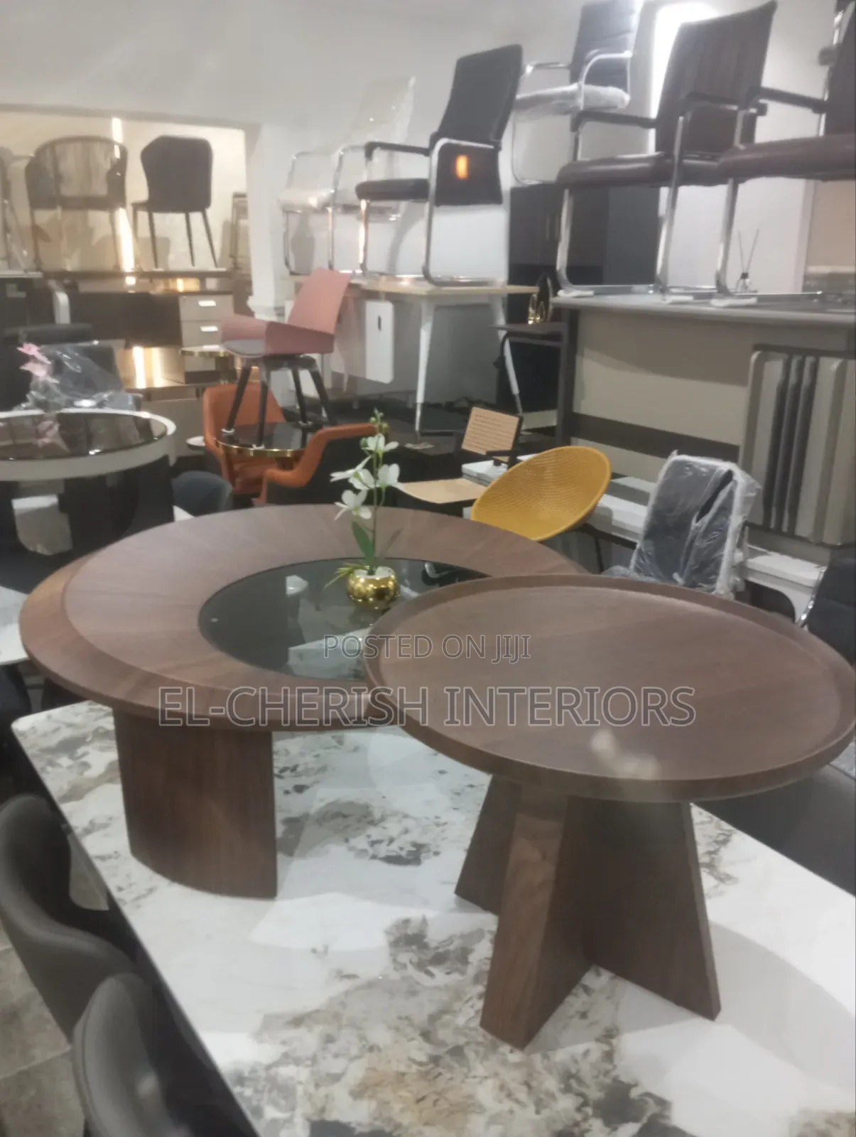 Splendid Centre Table