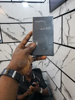 New Samsung Galaxy S21+ 5G 128 GB Black