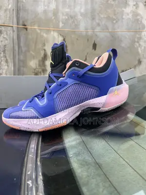 Nike Air Jordan XXXVII Low