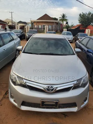 Toyota Camry 2013 Silver