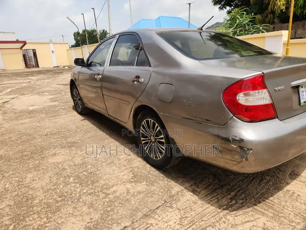Toyota Camry 2003