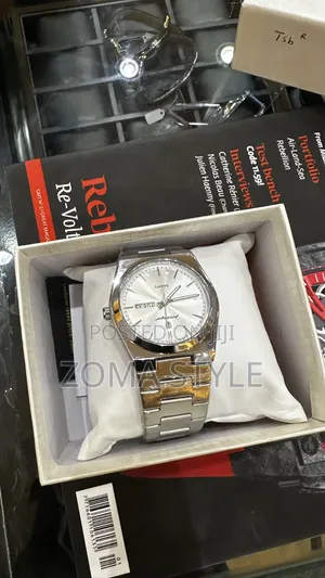 Poedagar Watch