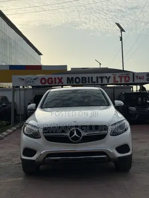 Mercedes-Benz GLC-Class 2017 White