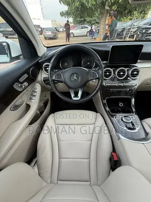 Mercedes-Benz GLC-Class 2017 White