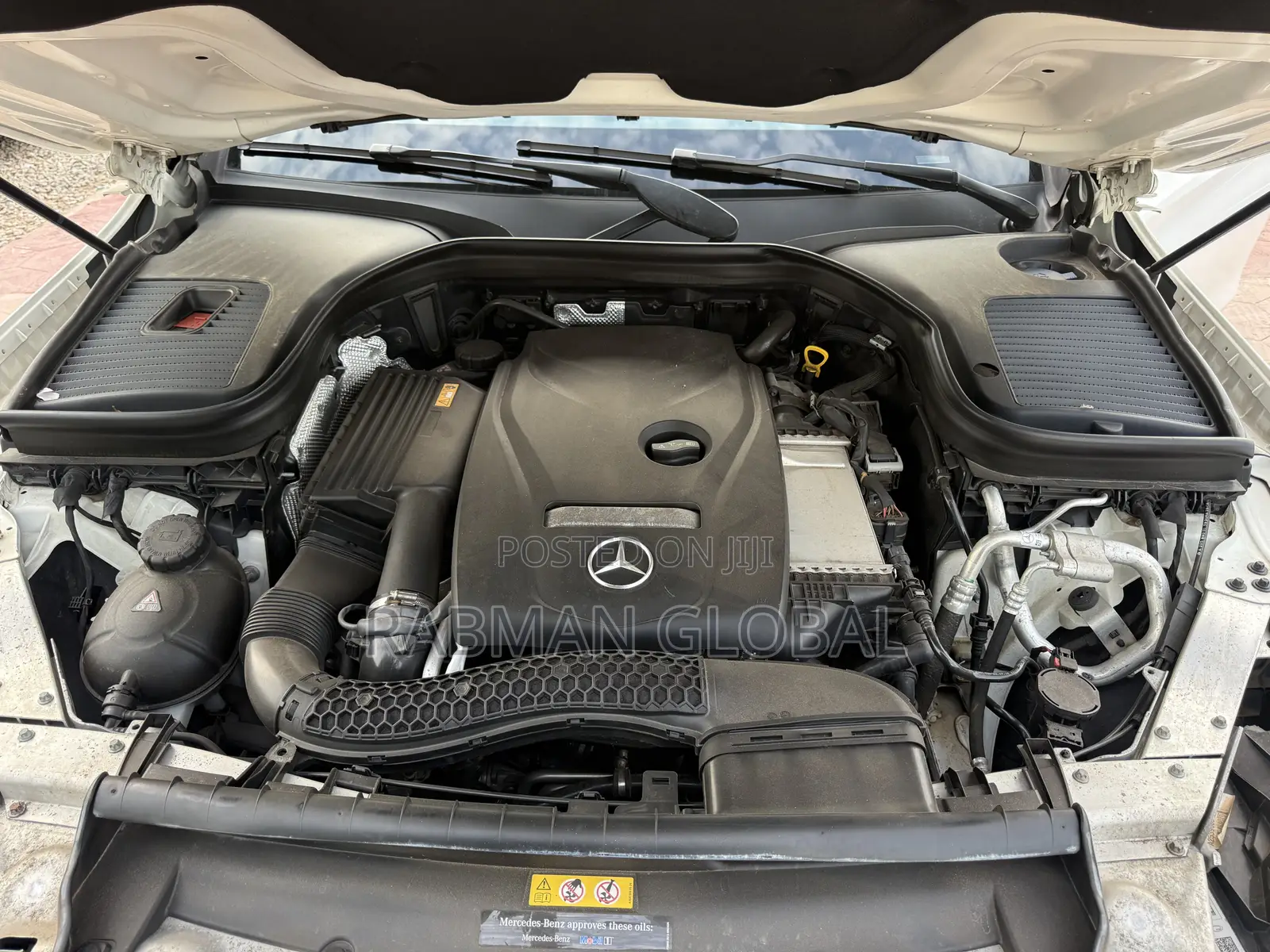 Mercedes-Benz GLC-Class 2017 White