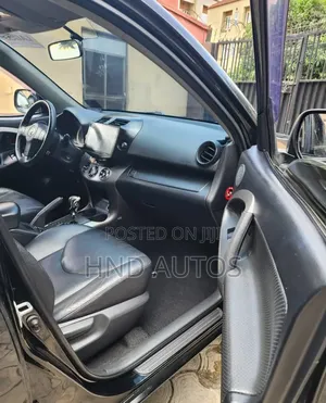 Toyota RAV4 2012 Black