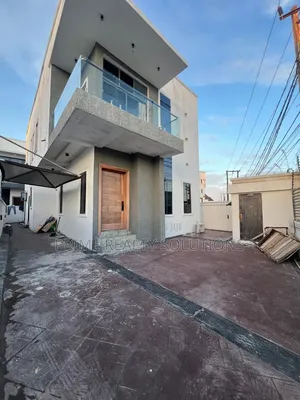 Furnished 4bdrm Duplex in ‎𝐋𝐨𝐜𝐚𝐭𝐢𝐨𝐧:𝐎𝐫𝐜𝐡𝐢𝐝, Lekki Expressway for rent