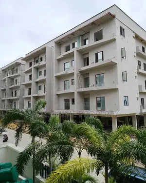 3bdrm Block of Flats in Den Heigths, Lekki Expressway for sale