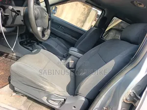 Nissan Frontier SE-V6 4x4 Standard Bed Crew Cab 116.1 in. WB 2002