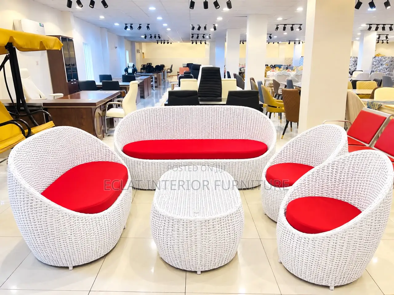 Coconut White 7seaters Set