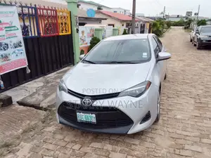 Toyota Corolla 2017 Silver
