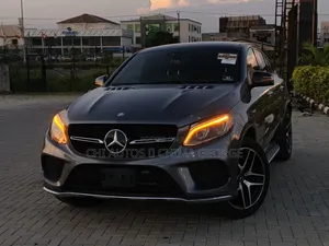 Mercedes-Benz GLE-Class AMG GLE 43 4MATIC 2017 Gray