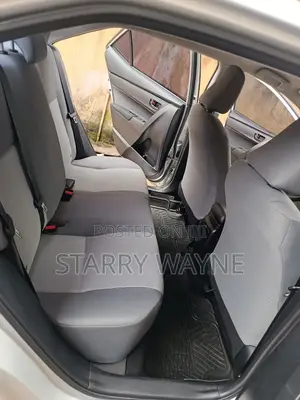 Toyota Corolla 2017 Silver