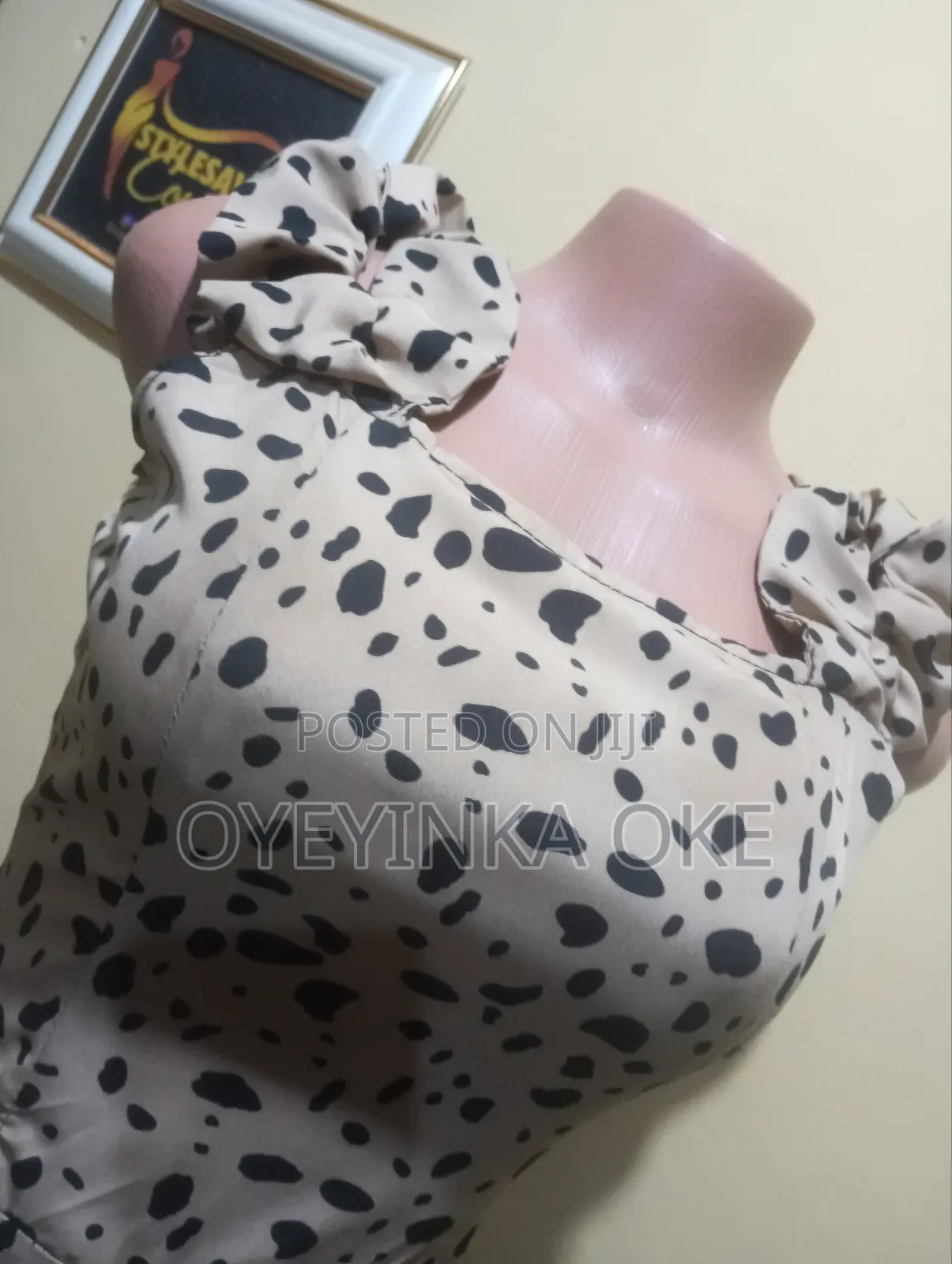 Short Gown