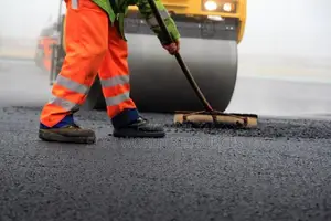 Asphalt Wearing Course Supply for Road Construction