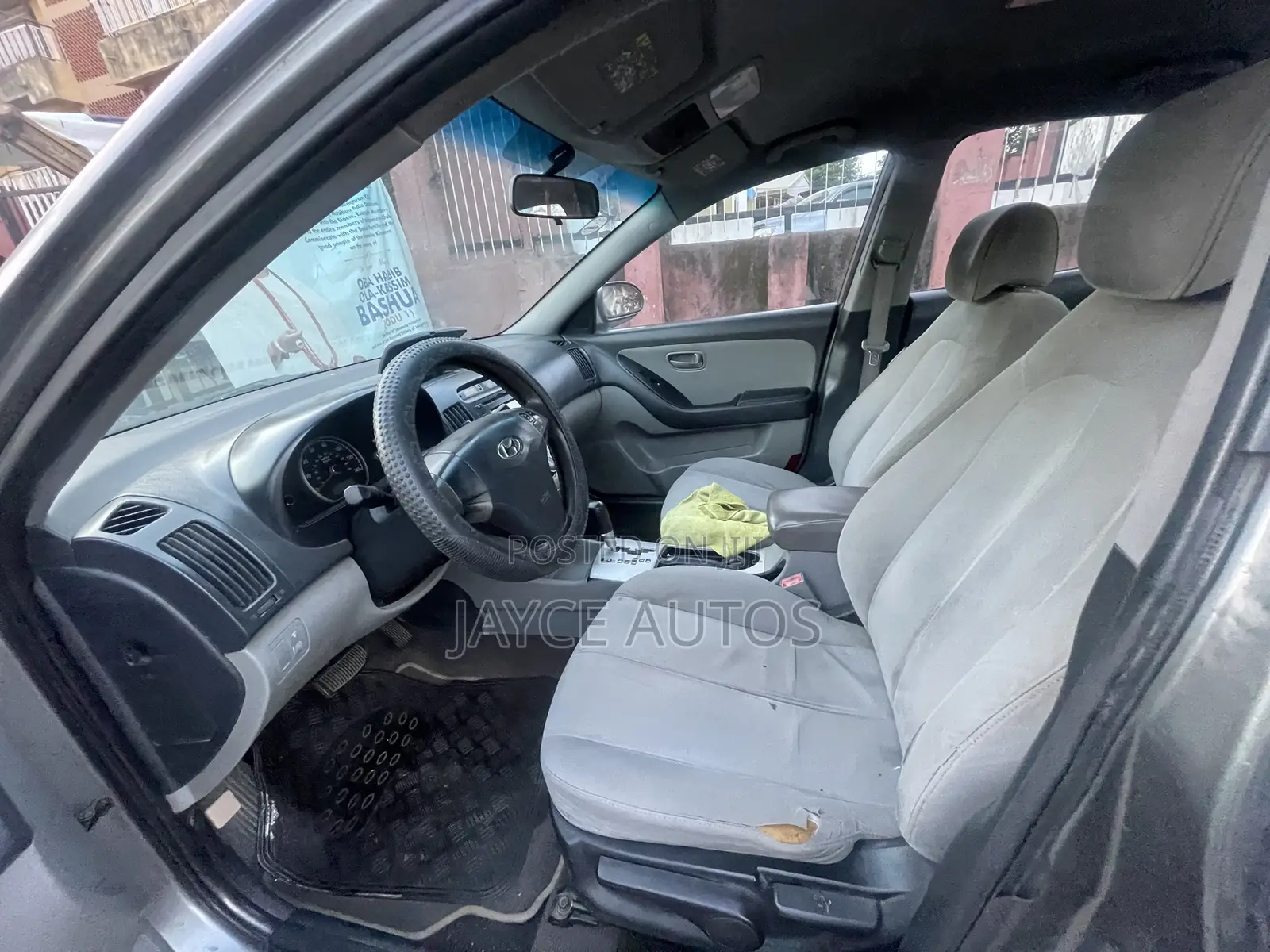 Hyundai Elantra 2009 Gray