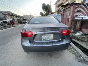 Hyundai Elantra 2009 Gray