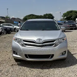 Toyota Venza LE 4dr Wagon (2.7L 4cyl 6A) 2014 Silver