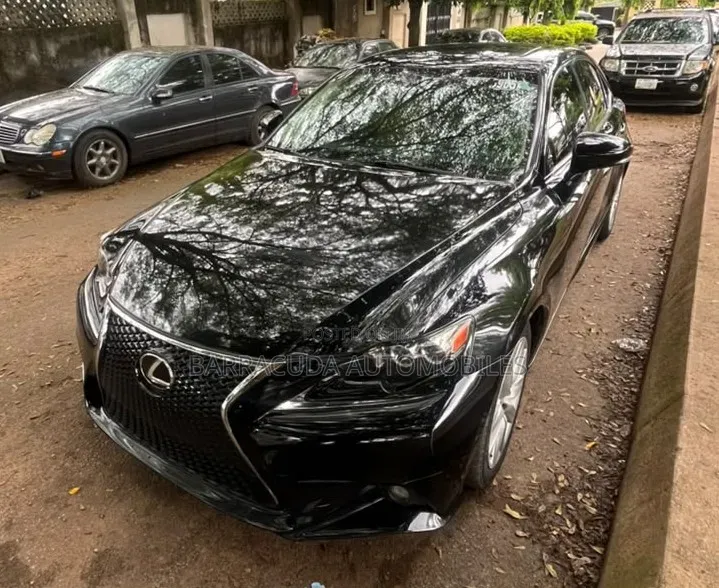 Lexus IS 300 AWD 2017 Black