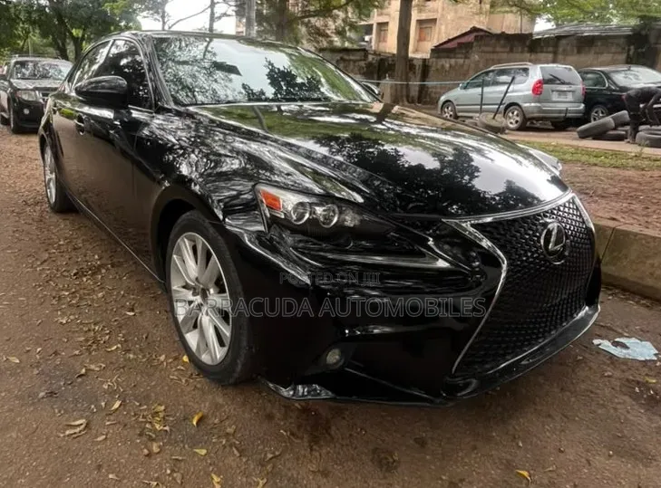 Lexus IS 300 AWD 2017 Black