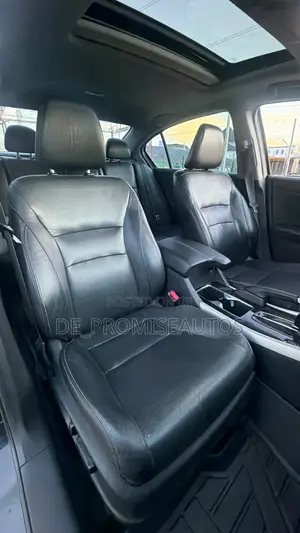 Honda Accord Touring V6 4dr Sedan FWD (3.5L 6cyl 6A) 2017 Black
