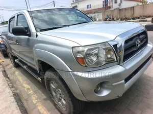 Toyota Tacoma PreRunner Access 2007 Silver