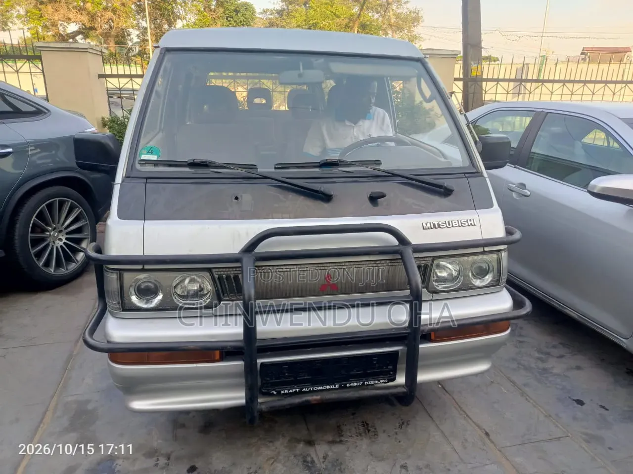 Mitsubishi L300 2003 Silver