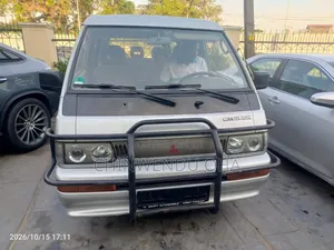 Mitsubishi L300 2003 Silver