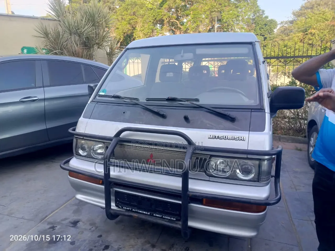 Mitsubishi L300 2003 Silver
