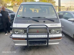 Mitsubishi L300 2003 Silver