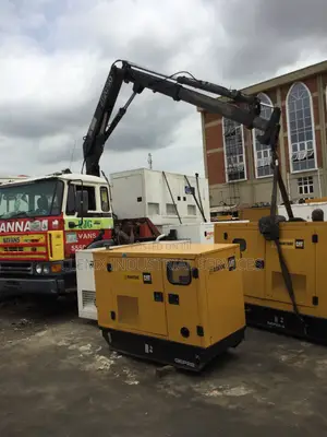Heavy Lifting Hiab Truck Services