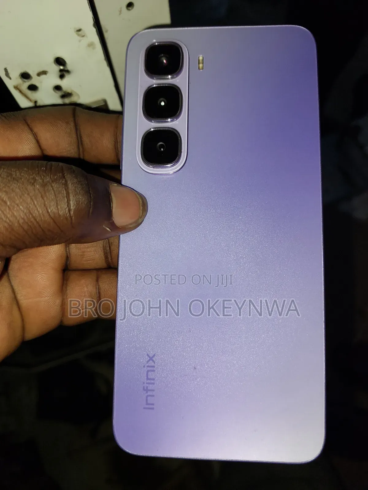 Infinix Hot 60i 128 GB Silver