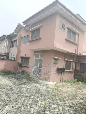 4bdrm Duplex in Jakande for sale